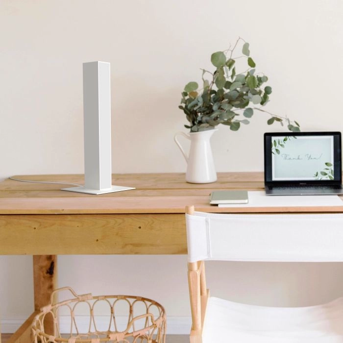 Lampe a poser Linear Blanc ambiance